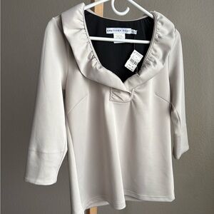 XS Gretchen Scott Gray Ruffle Collar Top
